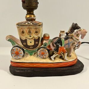 Vintage Figural Horse Carriage Lamp Ceramic Victorian Style Table Lamp Untested